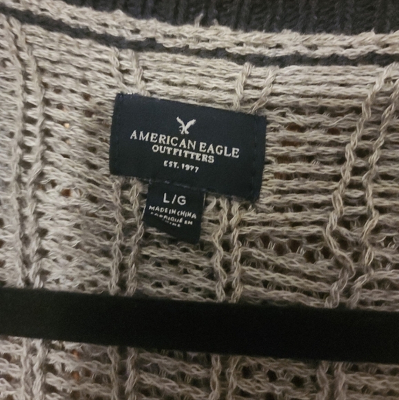 American Eagle Knitted Cardigan - Picture 2 of 6